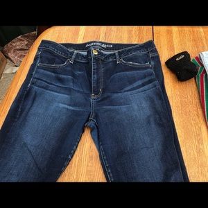SIZE 18 AMERICAN EAGLE JEANS